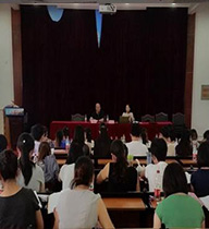 自力教育松江事业单位心理疏导现场
