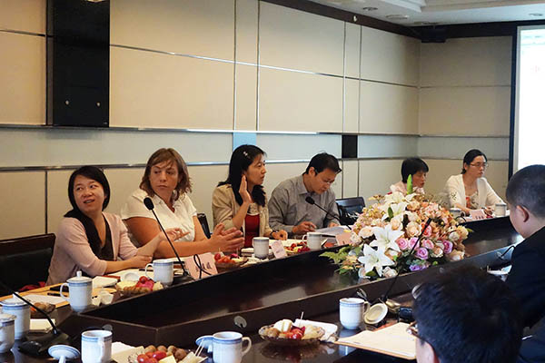 自学考试中英合作合作管理段考试研讨会在自力教育召开